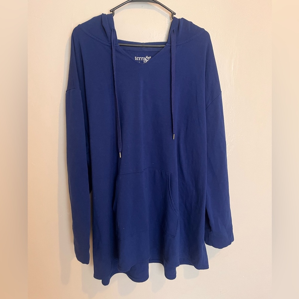 PLUS BLUE SWEATSHIRT - COZY VIBES